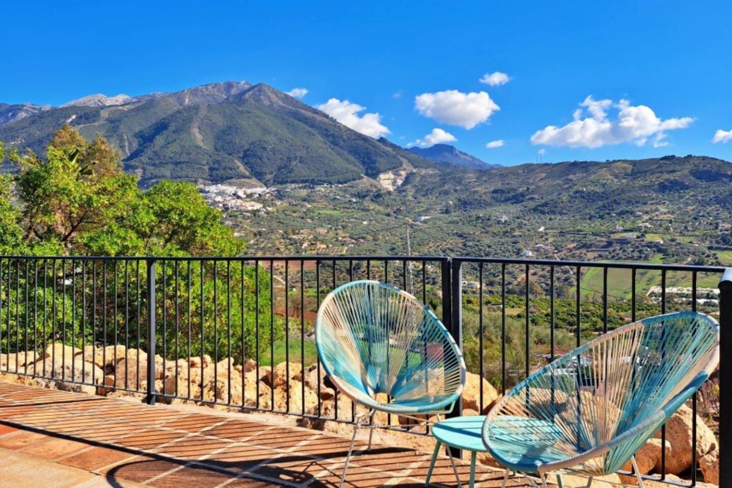 La Perla Andaluza Villa อัลเกาซิน ภายนอก รูปภาพ